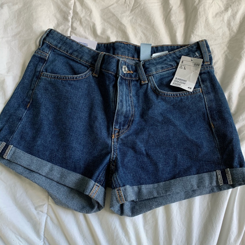 New with tags H&M jean shorts!